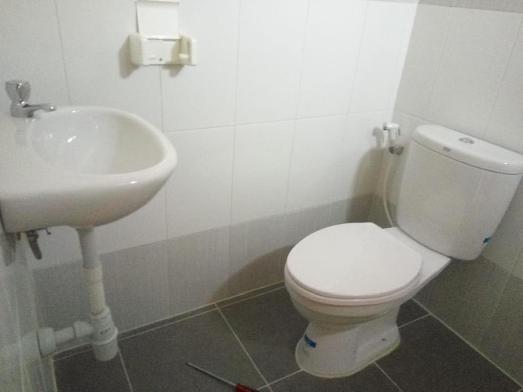 Argya Guesthouse Yogyakarta Kültér fotó