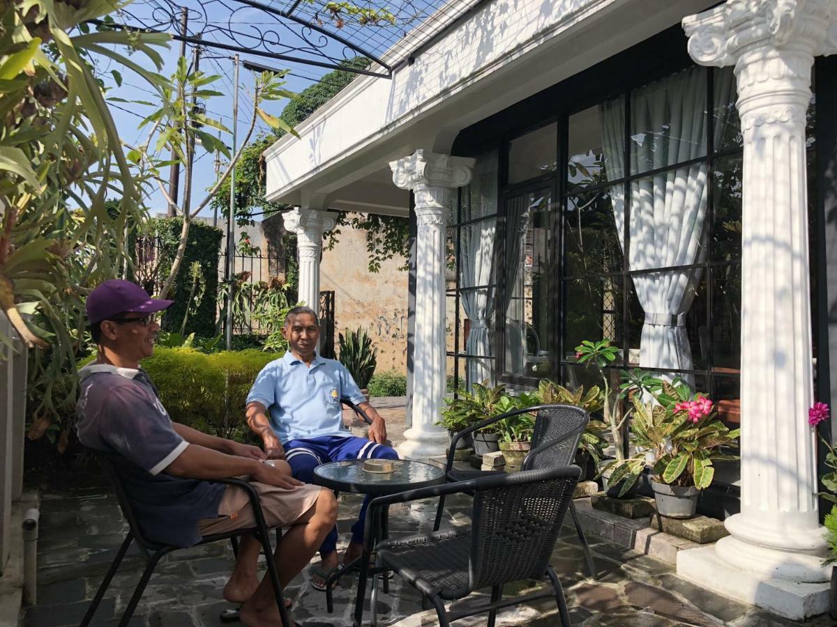 Argya Guesthouse Yogyakarta Kültér fotó