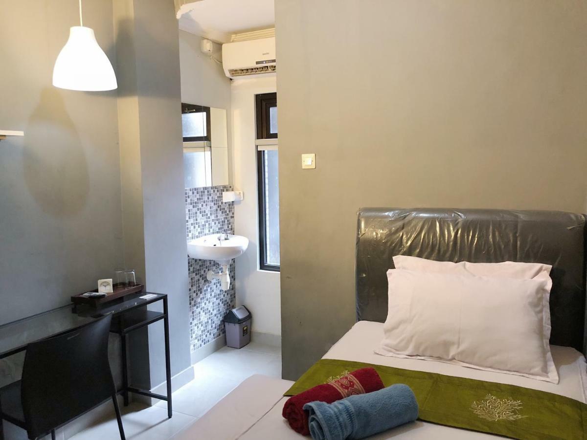 Argya Guesthouse Yogyakarta Kültér fotó