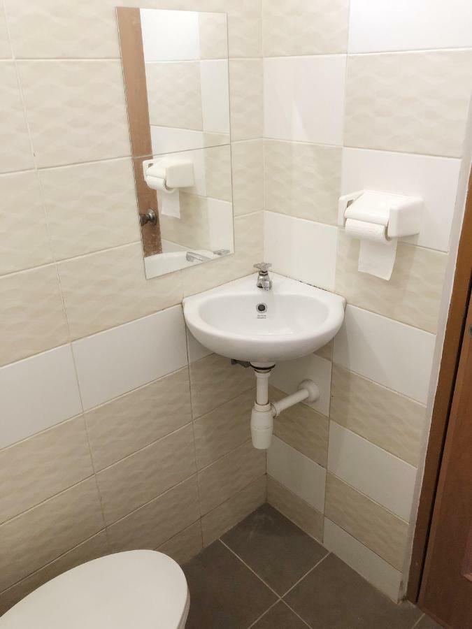 Argya Guesthouse Yogyakarta Kültér fotó